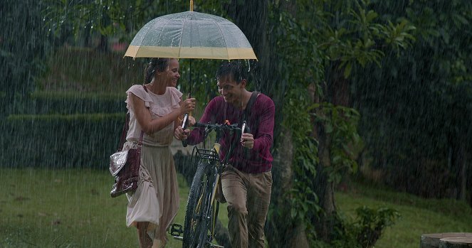 Love Like the Falling Rain - Filmfotos