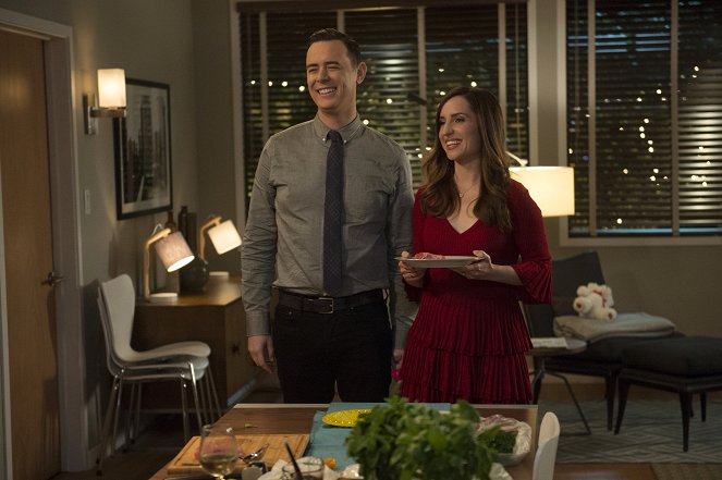 Life in Pieces - Season 2 - Necklace Rescue Chef Negotiator - Photos - Colin Hanks, Zoe Lister Jones