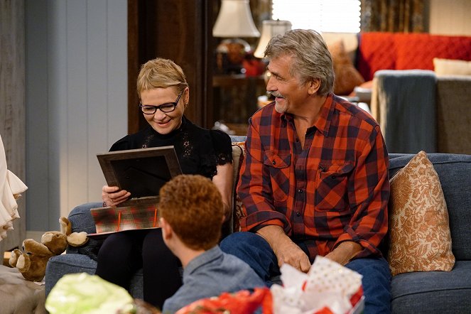 Life in Pieces - The Twelve Shorts of Christmas - Do filme - Dianne Wiest, James Brolin