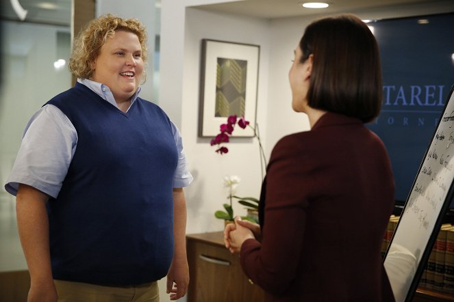 Life in Pieces - Emergency Interview Driving Lunch - Van film - Fortune Feimster