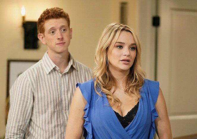 Life in Pieces - Season 4 - Misery Turd Name Pills - Photos - Hunter King