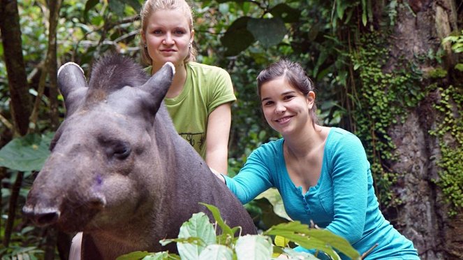 Anna und die wilden Tiere - Ein Tapir geht baden - Filmfotos - Annika Preil