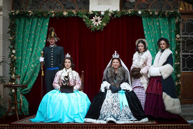 Vianočná hviezda - Z filmu - Leonie Brill, Zlata Adamovská, Romana Goščíková, Barbora Mošnová