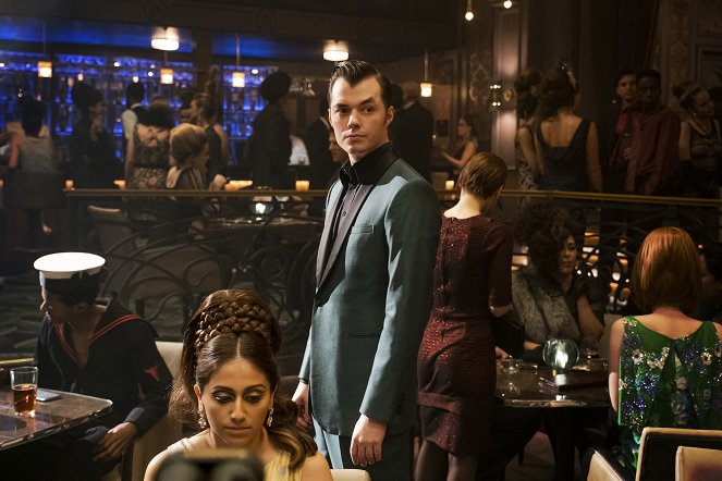 Pennyworth - Season 2 - The Heavy Crown - Photos - Jack Bannon