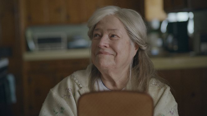 Home - Do filme - Kathy Bates