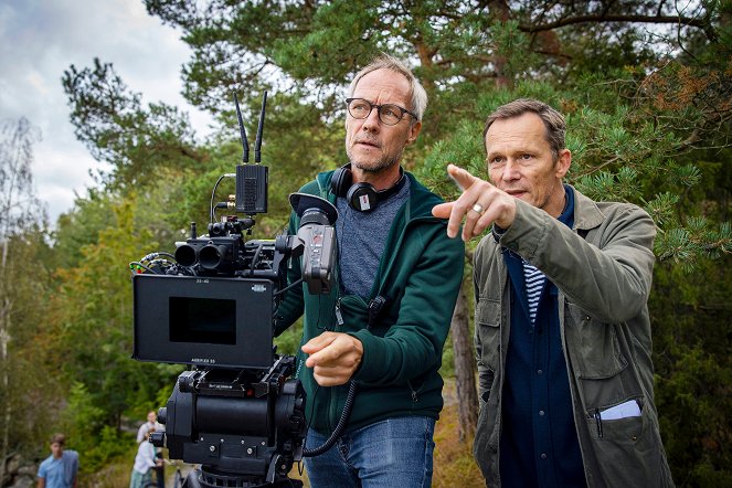 Vår tid är nu - Season 4 - Van de set - Göran Hallberg, Måns Herngren