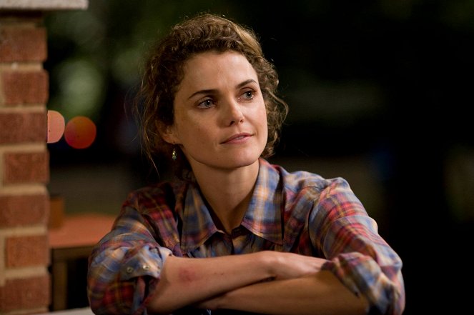 Leaves of Grass - Photos - Keri Russell