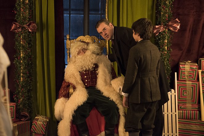 Murdoch Mysteries: A Merry Murdoch Christmas - Photos - Brendan Coyle