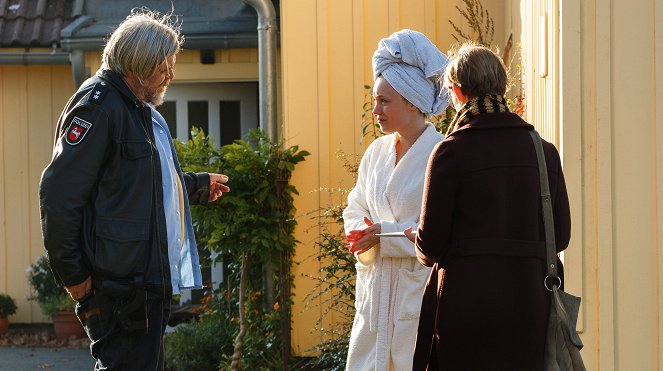 Harter Brocken: Die Fälscherin - Van film - Aljoscha Stadelmann, Katharina Heyer, Nadja Bobyleva