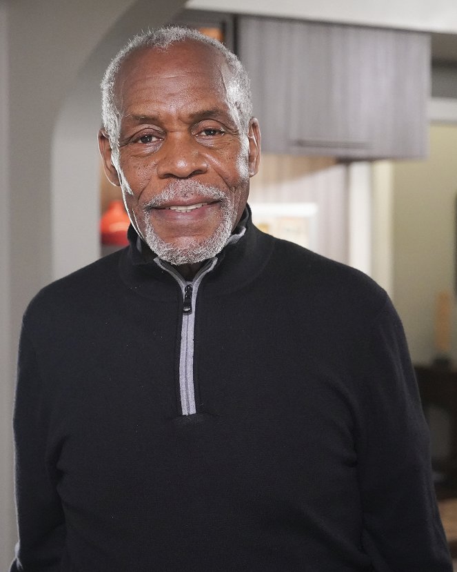 Black-ish - Our Wedding Dre - Making of - Danny Glover