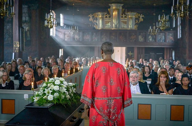 Bröllop, begravning & dop - Season 1 - Episode 3 - De la película