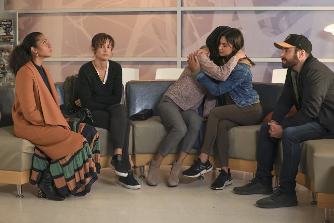 A Million Little Things - Season 3 - Hit & Run - Filmfotos - Christina Moses, Stephanie Szostak, Floriana Lima, James Roday Rodriguez