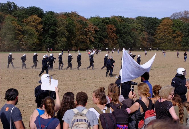 Die rote Linie - Widerstand im Hambacher Forst - Filmfotos