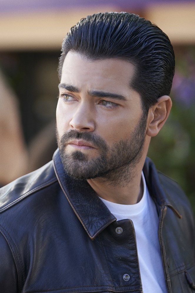 Chesapeake Shores - Akwarele, życzenia i śluby - Z filmu - Jesse Metcalfe