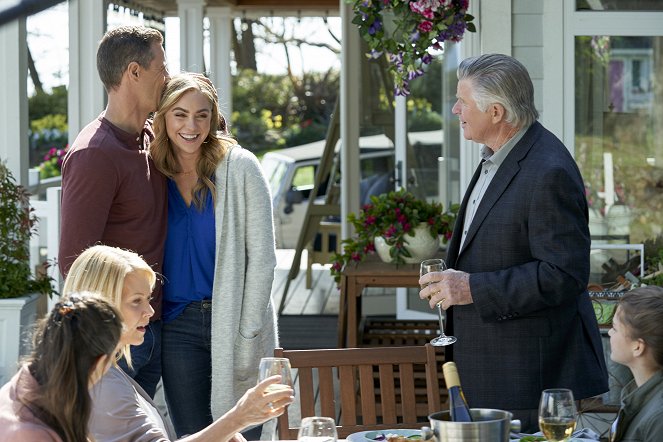 Chesapeake Shores - Breaking Hearts and Playing Parts - Van film