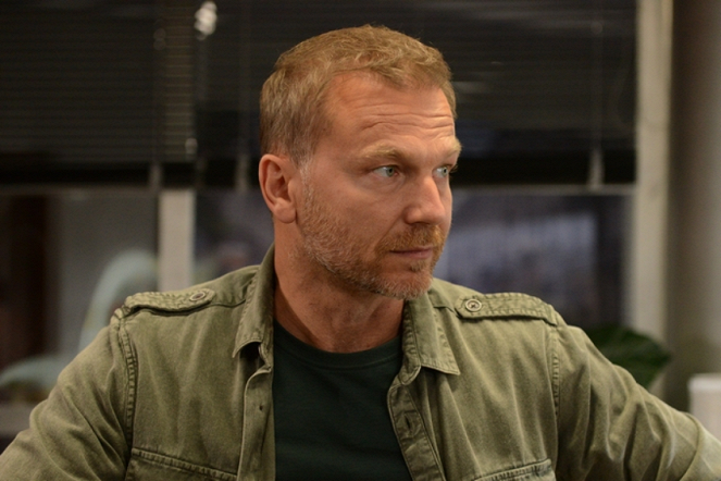 Komisarz Alex Zastrzyk S15E13 2020 SFD cz