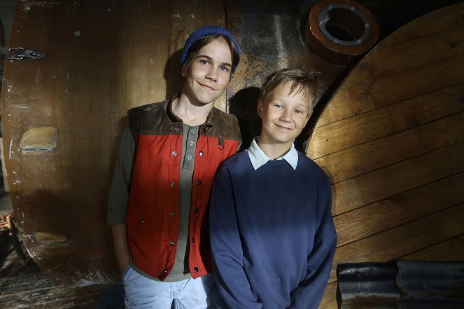 Les Aventuriers du vaisseau perdu - Promo - Olavi Kiiski, Oskari Mustikkaniemi