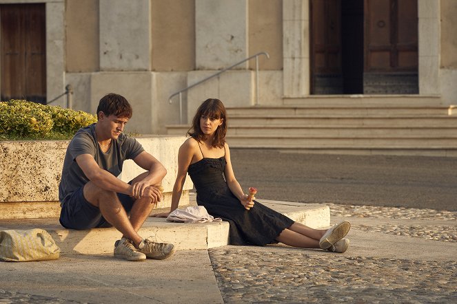 Normaaleja ihmisiä - Kesä Italiassa - Kuvat elokuvasta - Paul Mescal, Daisy Edgar-Jones
