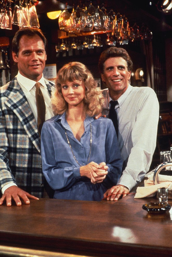 Cheers - Filmfotos - Fred Dryer, Shelley Long, Ted Danson