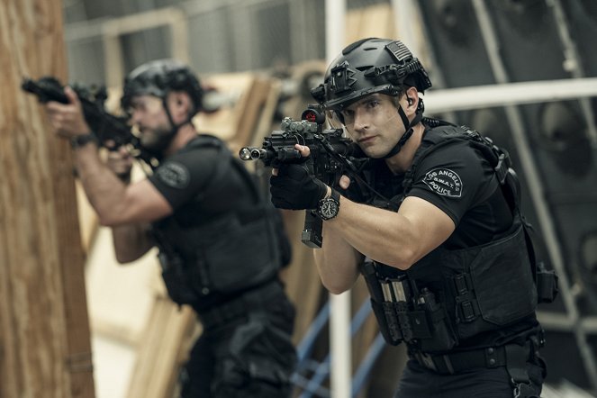 S.W.A.T. - 3 Seventeen Year Olds - Van film - Alex Russell