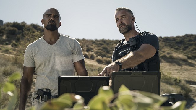 S.W.A.T. - Stakeout - Photos - Shemar Moore, Jay Harrington