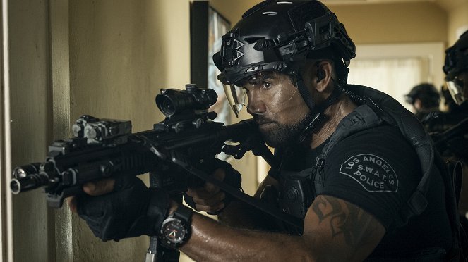 SWAT - Különleges egység - Season 4 - Vaj és cement - Filmfotók - Shemar Moore