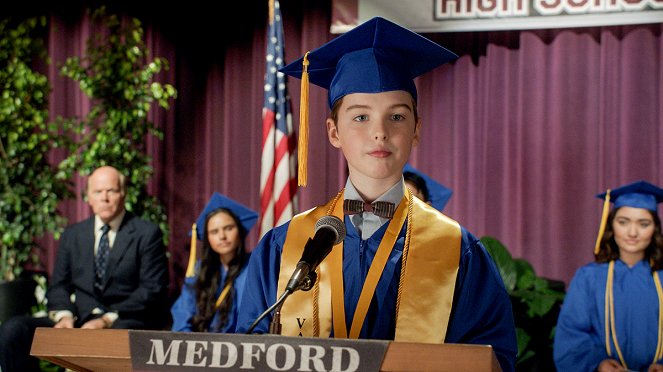 Young Sheldon - Season 4 - Graduation - Van film - Iain Armitage