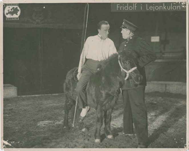 Fridolf i lejonkulan - Lobby Cards - Fridolf Rhudin, Weyler Hildebrand
