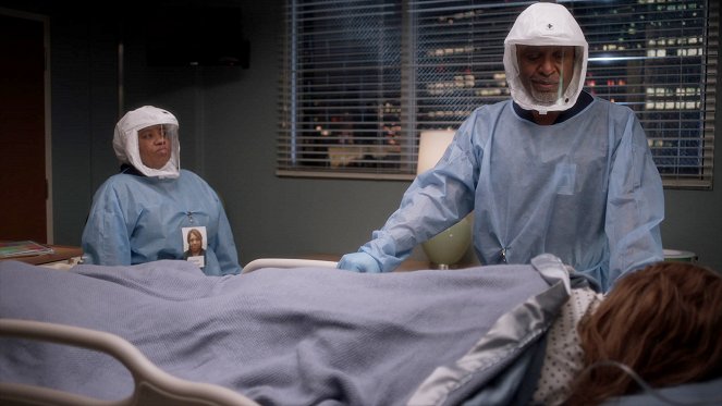 Grey's Anatomy - Le Bon Côté des choses - Film - Chandra Wilson, James Pickens Jr.