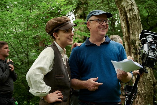 Enola Holmes - Tournage - Millie Bobby Brown, Harry Bradbeer