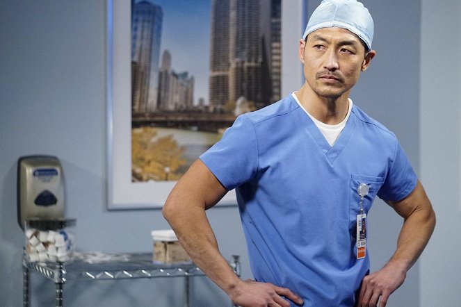 Chicago Med - Season 6 - When Did We Begin to Change - Film - Brian Tee