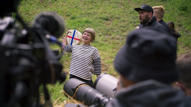 We Are the Champions - Cheese Rolling - Filmfotók