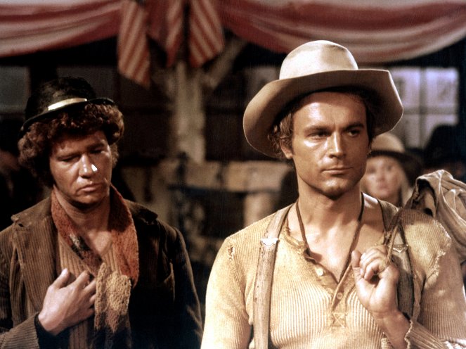 A Genius, Two Partners and a Dupe - Photos - Robert Charlebois, Terence Hill