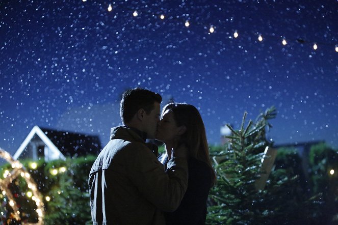 'Tis the Season for Love - Do filme