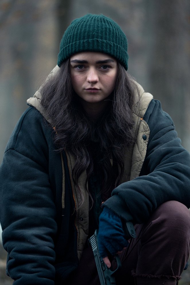 Two Weeks to Live - Episode 6 - Photos - Maisie Williams