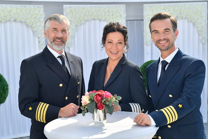 Kreuzfahrt ins Glück - Hochzeitsreise an die Ostsee - Werbefoto - Daniel Morgenroth, Barbara Wussow, Florian Silbereisen
