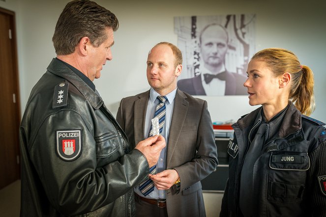 Polícia Hamburg - Bis zum Umfallen - Z filmu