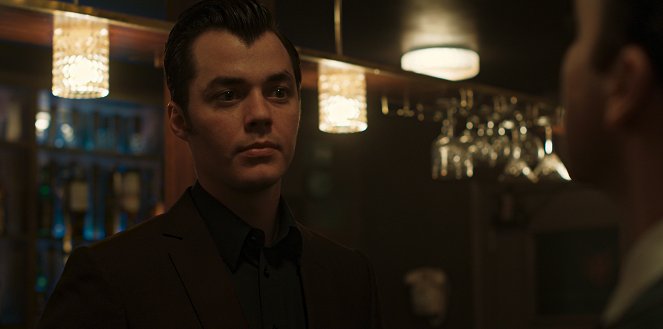 Pennyworth - The Burning Bridge - Van film - Jack Bannon