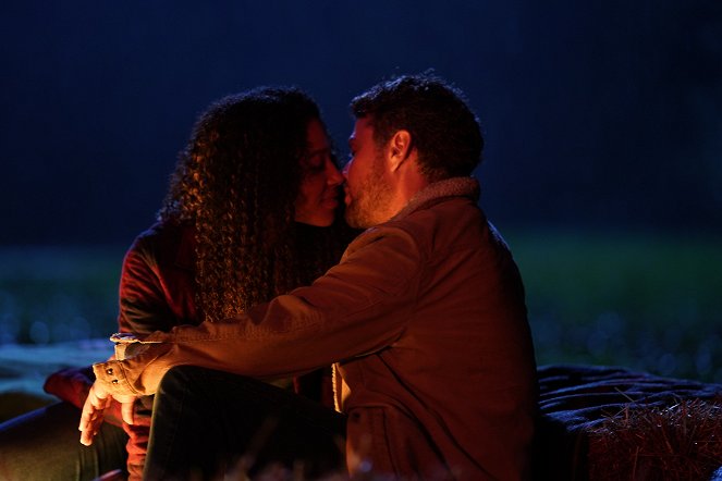 Big Sky - Unfinished Business - Do filme - Kylie Bunbury, Ryan Phillippe