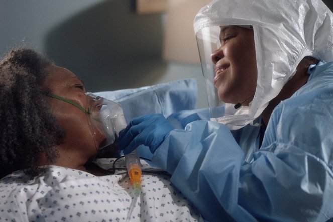 Chirurdzy - Walka z władzą - Z filmu - Chandra Wilson