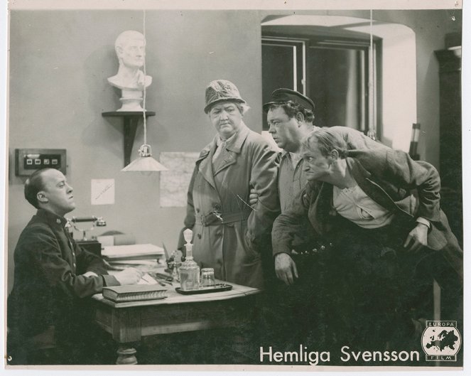 Hemliga Svensson - Fotosky - Fridolf Rhudin, Edvard Persson