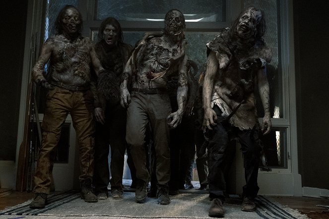 Fear the Walking Dead - Damage from the Inside - Van film