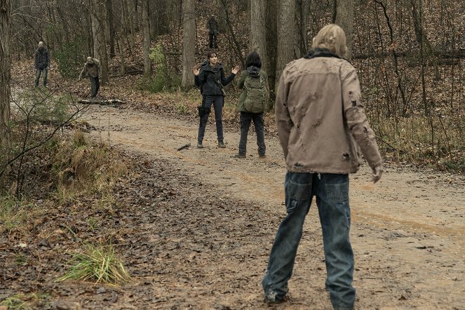 The Walking Dead: World Beyond - Season 1 - In diesem Leben - Filmfotos - Annet Mahendru
