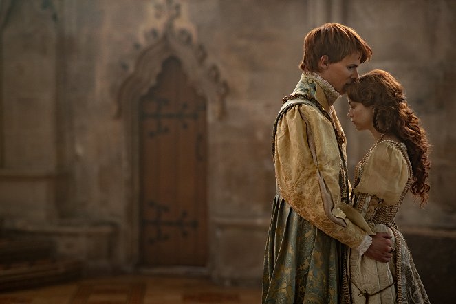 The Spanish Princess - Destiny - Filmfotos - Ruairi O'Connor, Charlotte Hope