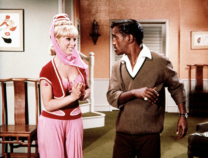 Jeannie, a háziszellem - The Greatest Entertainer in the World - Filmfotók - Barbara Eden, Sammy Davis Jr.