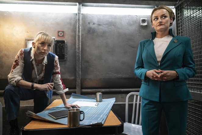 Snowpiercer - The Time of Two Engines - Photos - Mickey Sumner, Alison Wright