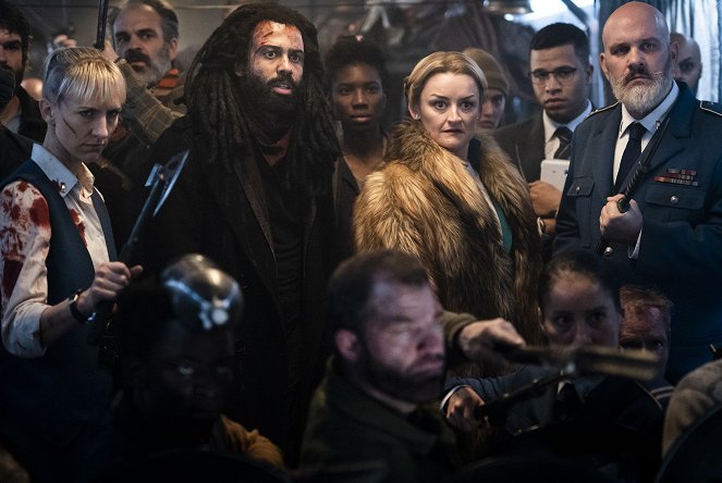 Snowpiercer - The Time of Two Engines - Photos - Mickey Sumner, Daveed Diggs, Alison Wright