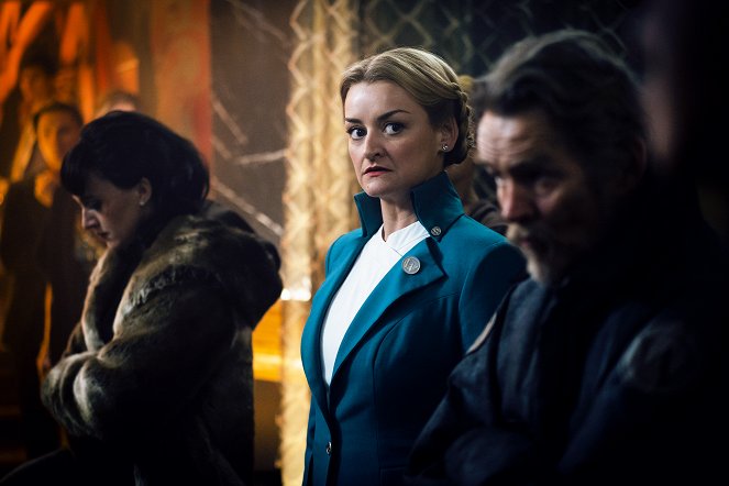 Snowpiercer - The Time of Two Engines - Van film - Alison Wright