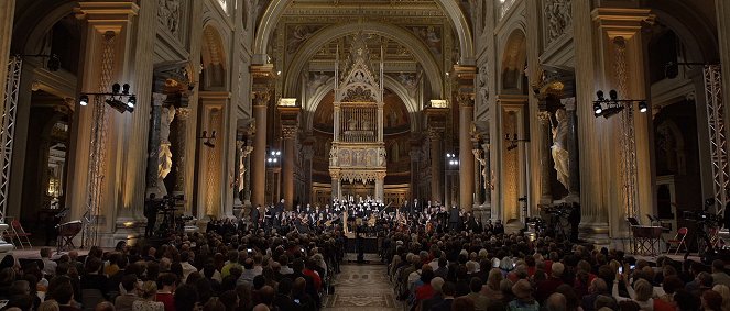 Concert for the Pope - Lully : Te Deum, Biber : Missa Salisburgensis - Kuvat elokuvasta