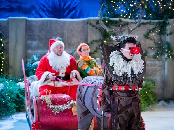The Goes Wrong Show - The Spirit of Christmas - Photos